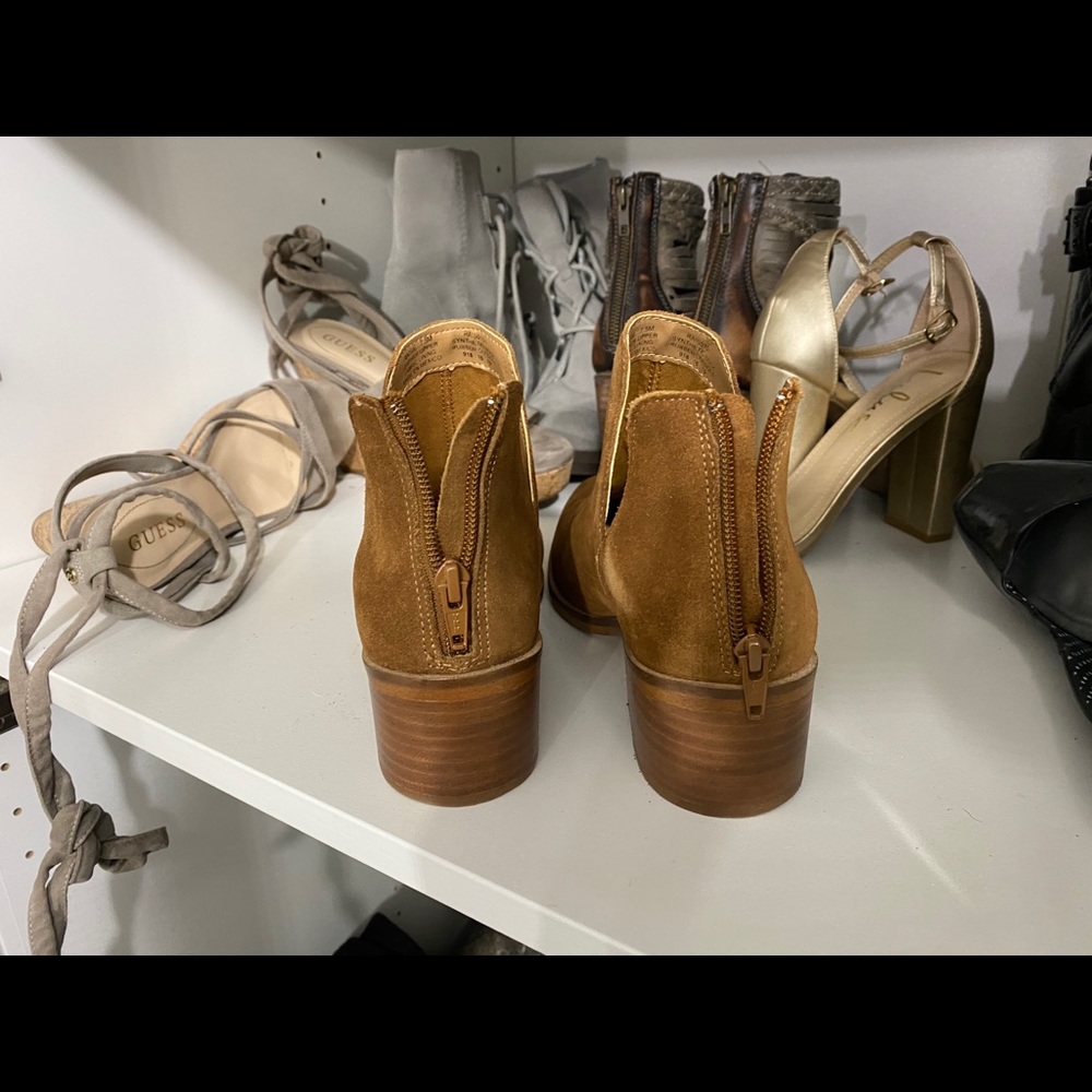 NWOT Booties - Picture 4 of 6